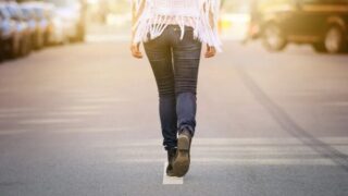 なぜFXスクールEDGEコミュニケーションは「再受講料金が無料」なのか？40代からFXを学び直す“大人の学校”の理由