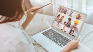 忙しい40代50代女性も学びを習慣化！FXの新しい学び「安心して学べるシェア学習」とは？